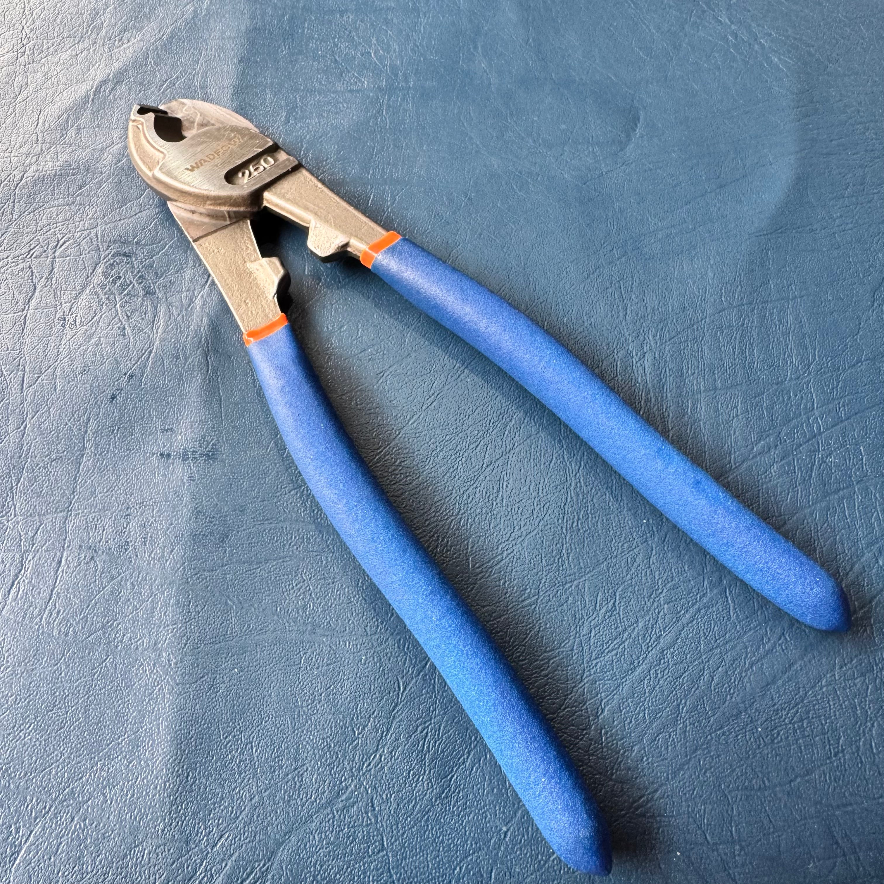Wadfow Cable cutter WCT1910