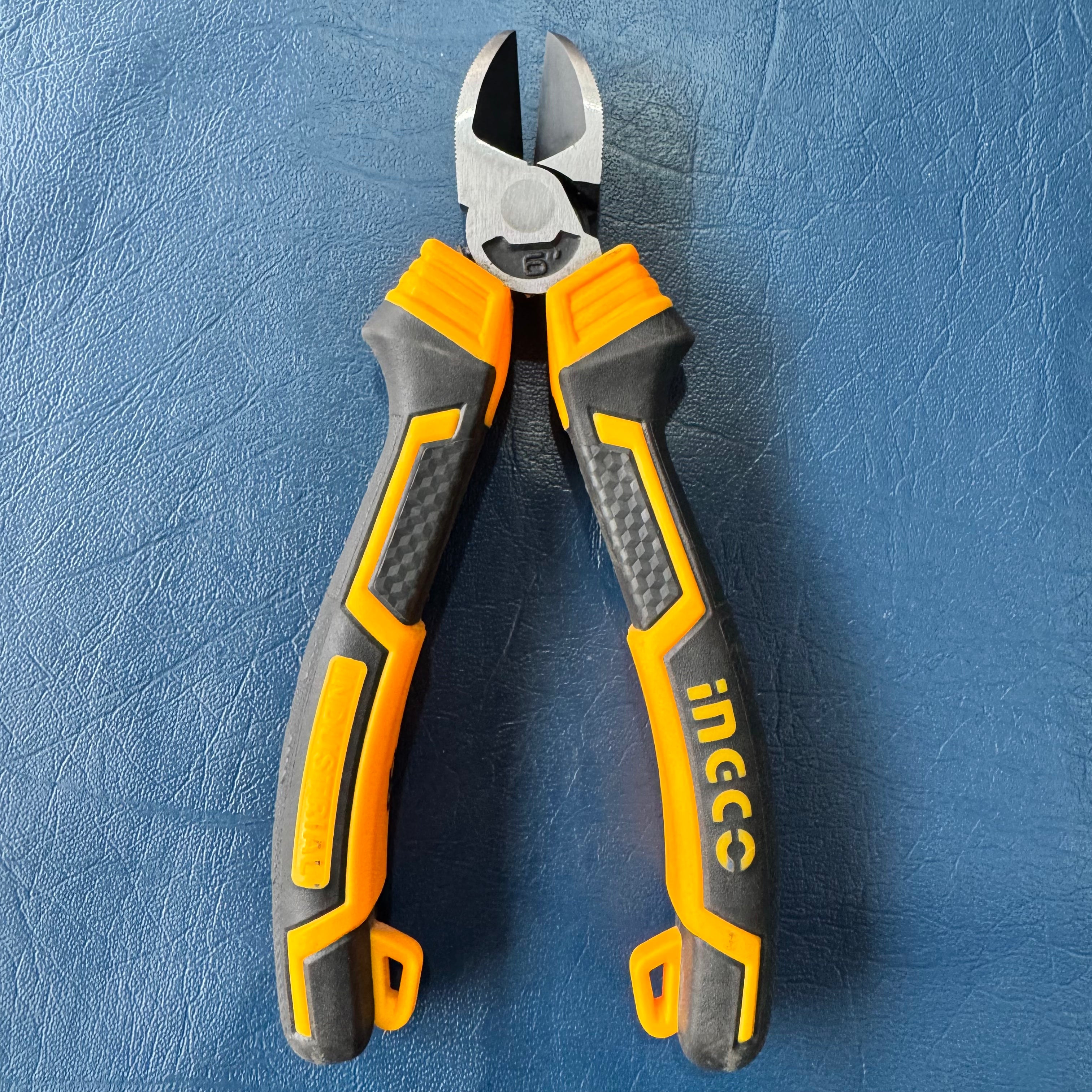 Ingco High leverage diagonal cutting pliers 160mm HHLDCP28160