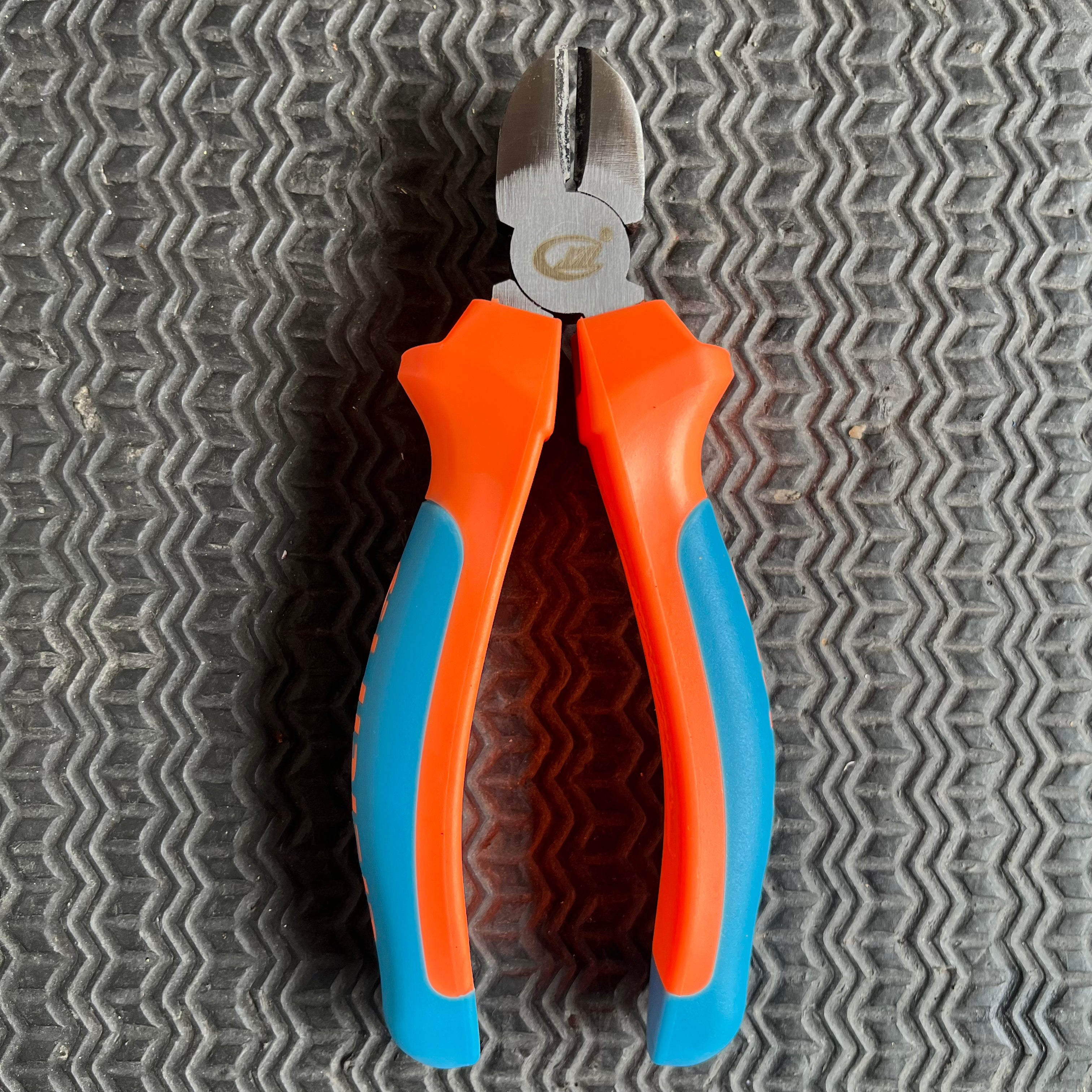 8”cutter plaas orange