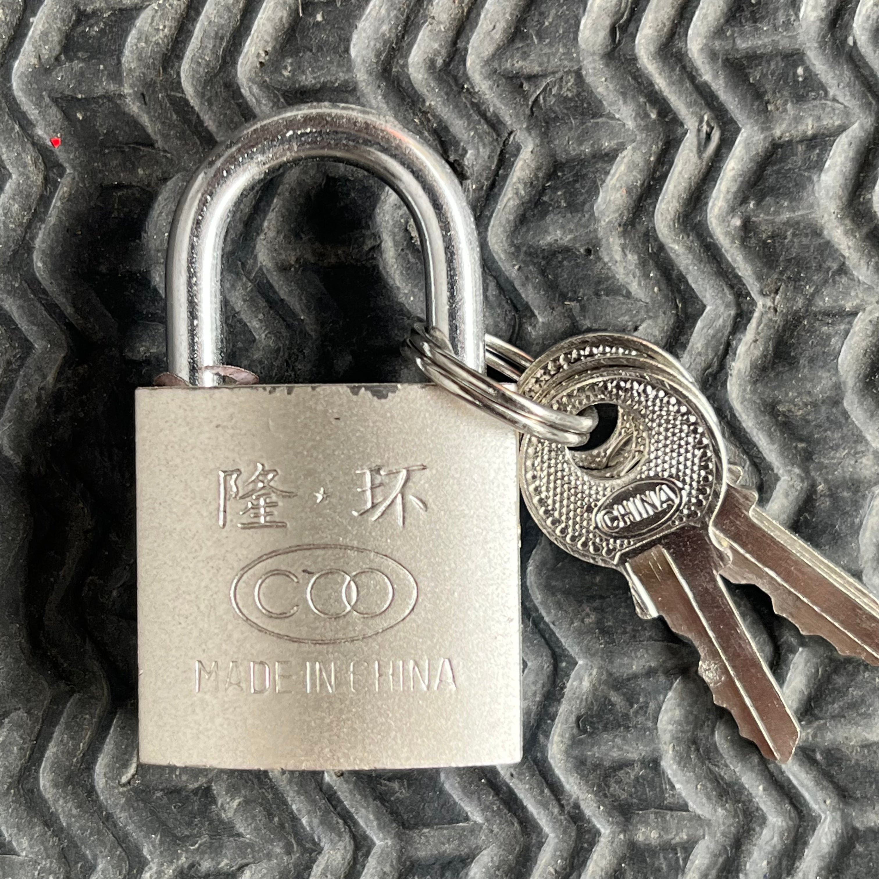 25mm steel lock