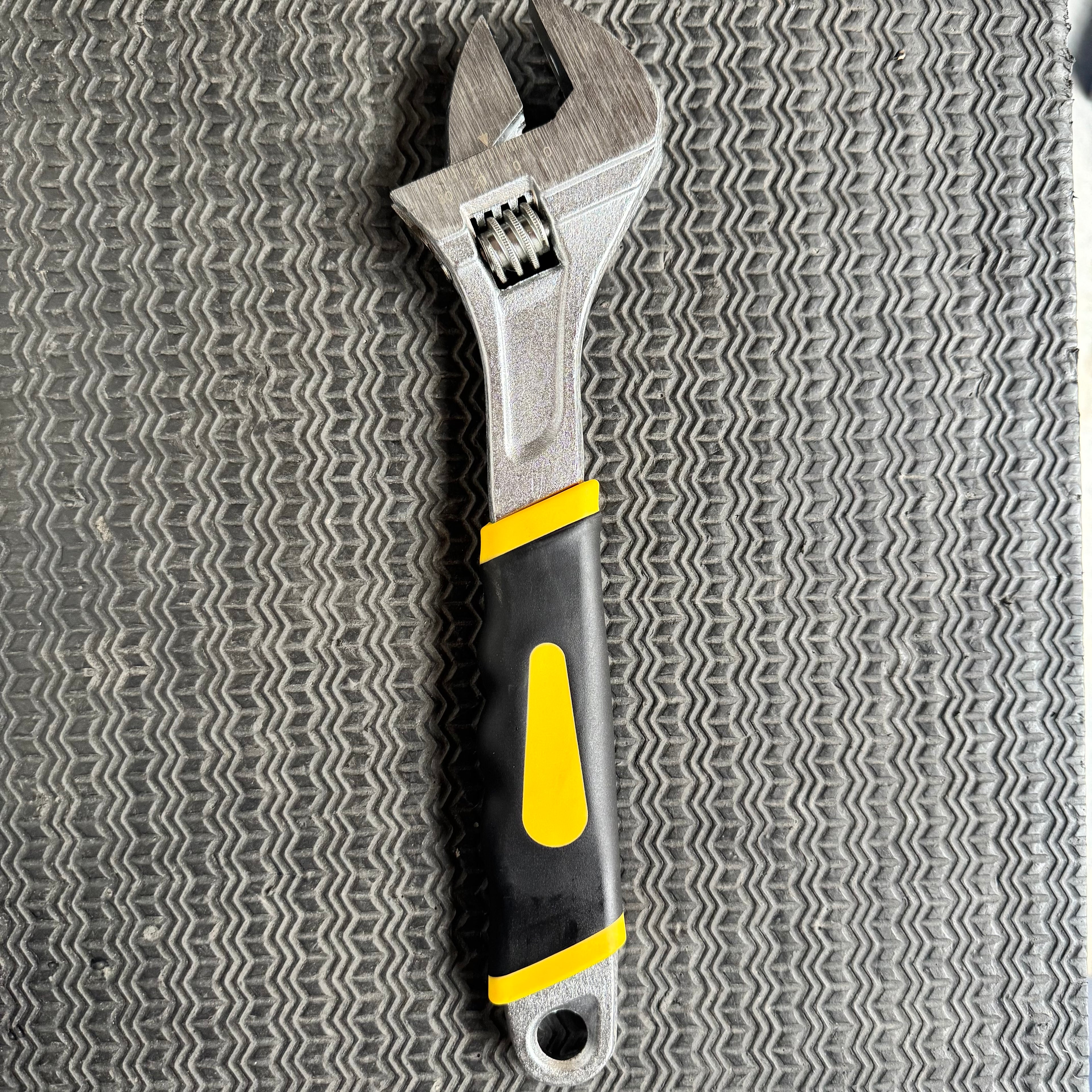 12” Screw Wrench