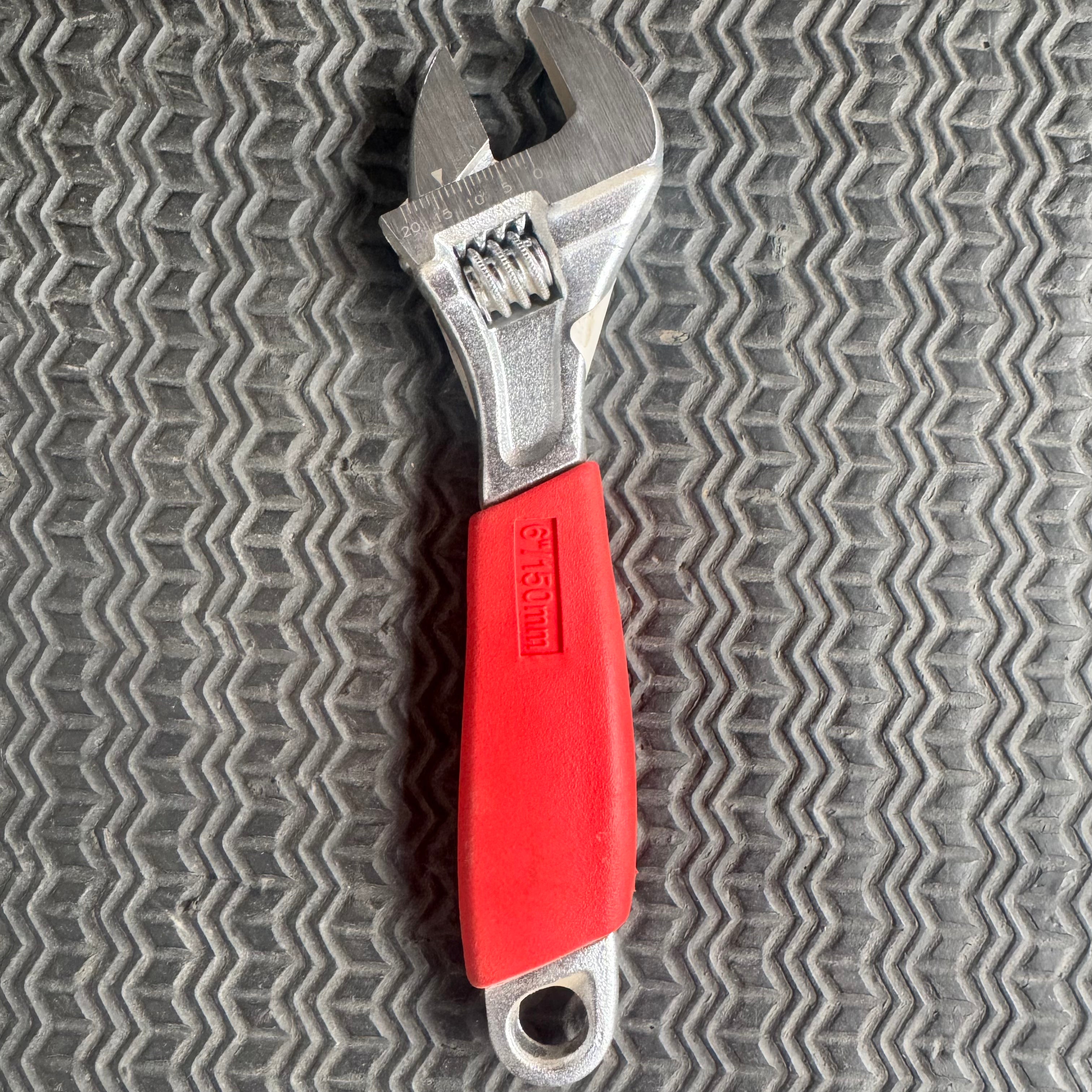6” 150mm Screw wrench
