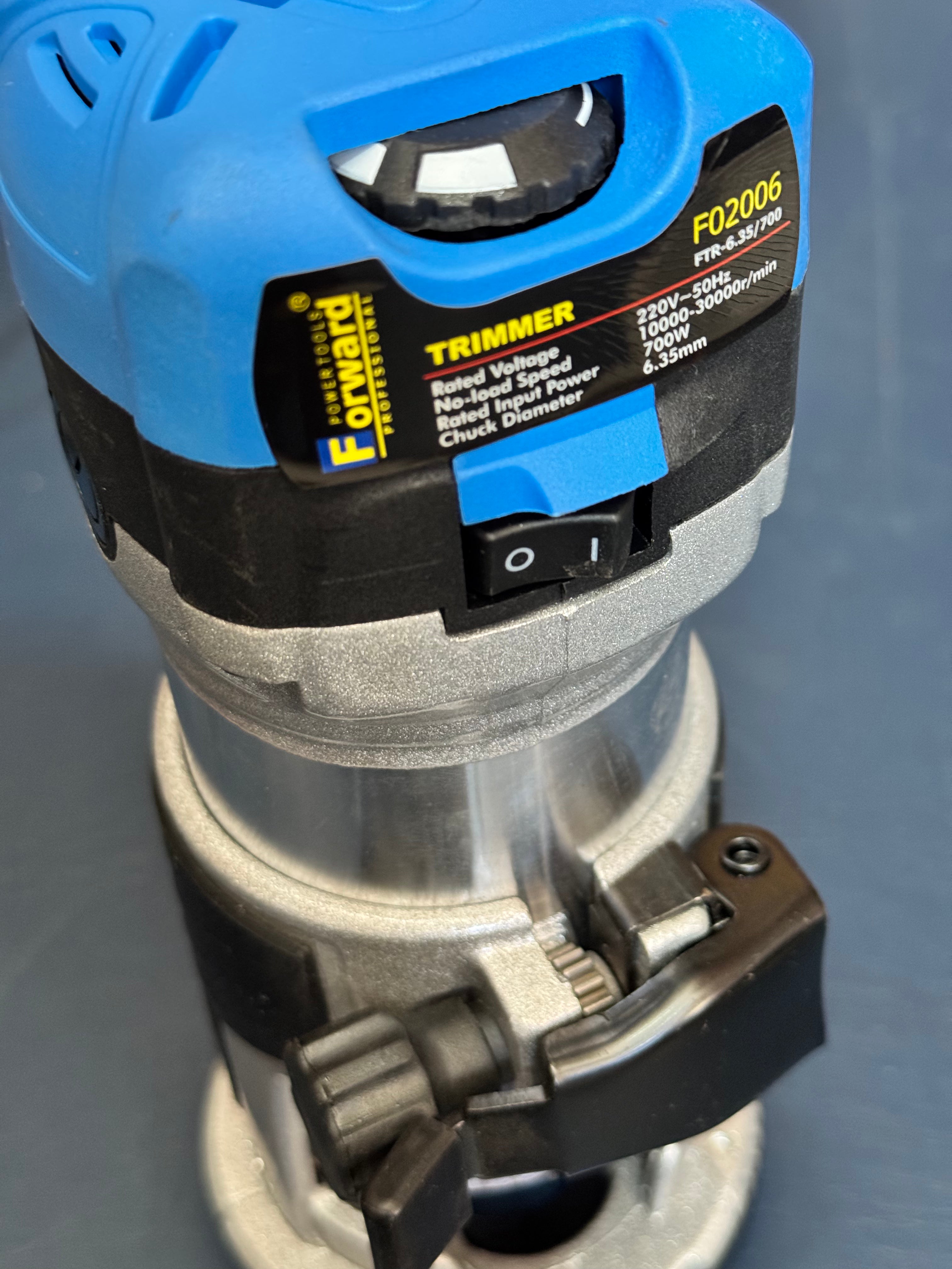 Forward Trimmer 6.35mm 700W Precision Wood Trimming and Routing Tool