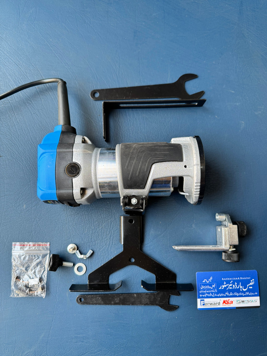 Forward Trimmer 6.35mm 700W Precision Wood Trimming and Routing Tool