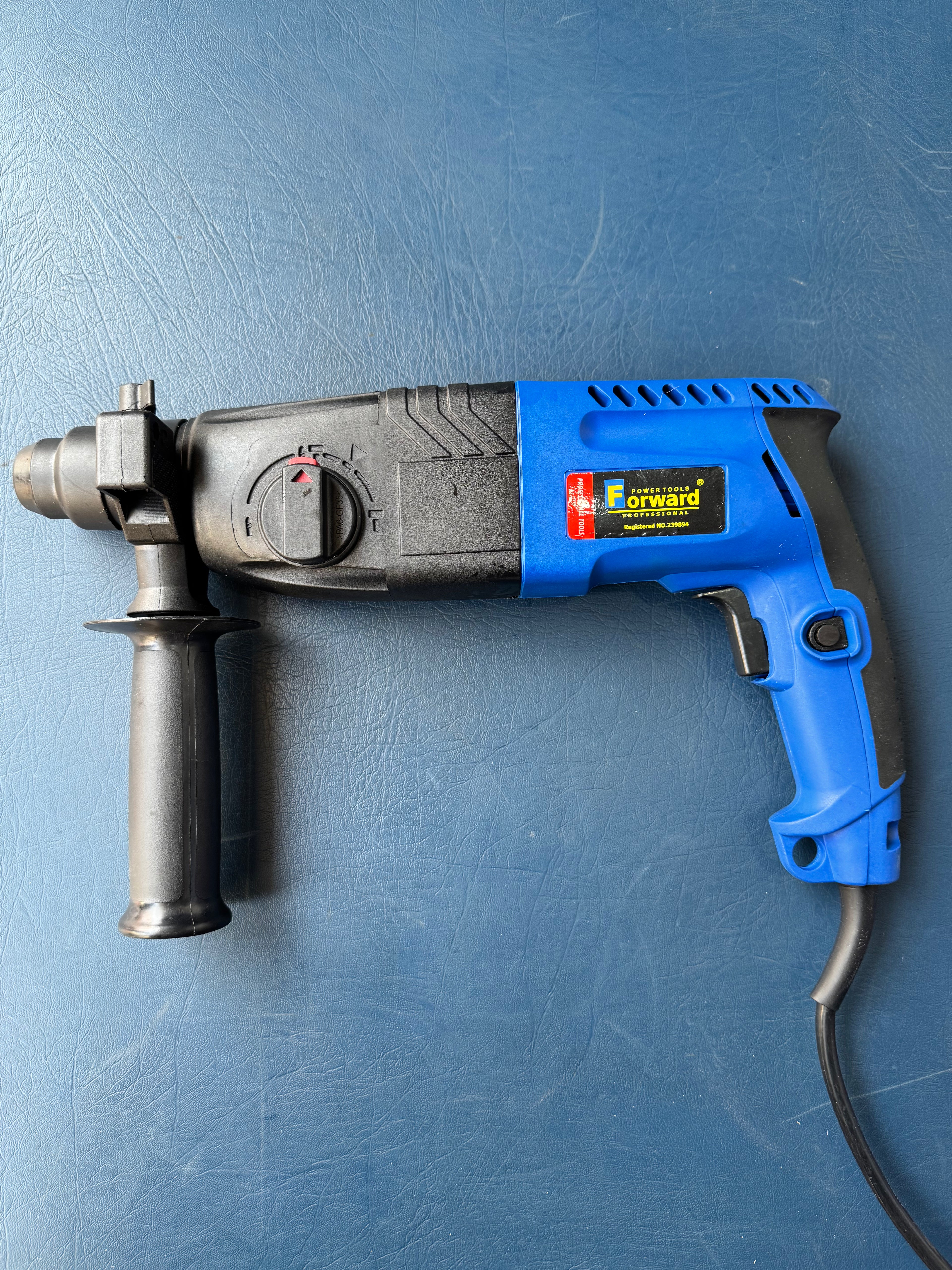 Forward 24mm Rotary Hammer 710W Powerful Drilling and Chiseling Machine