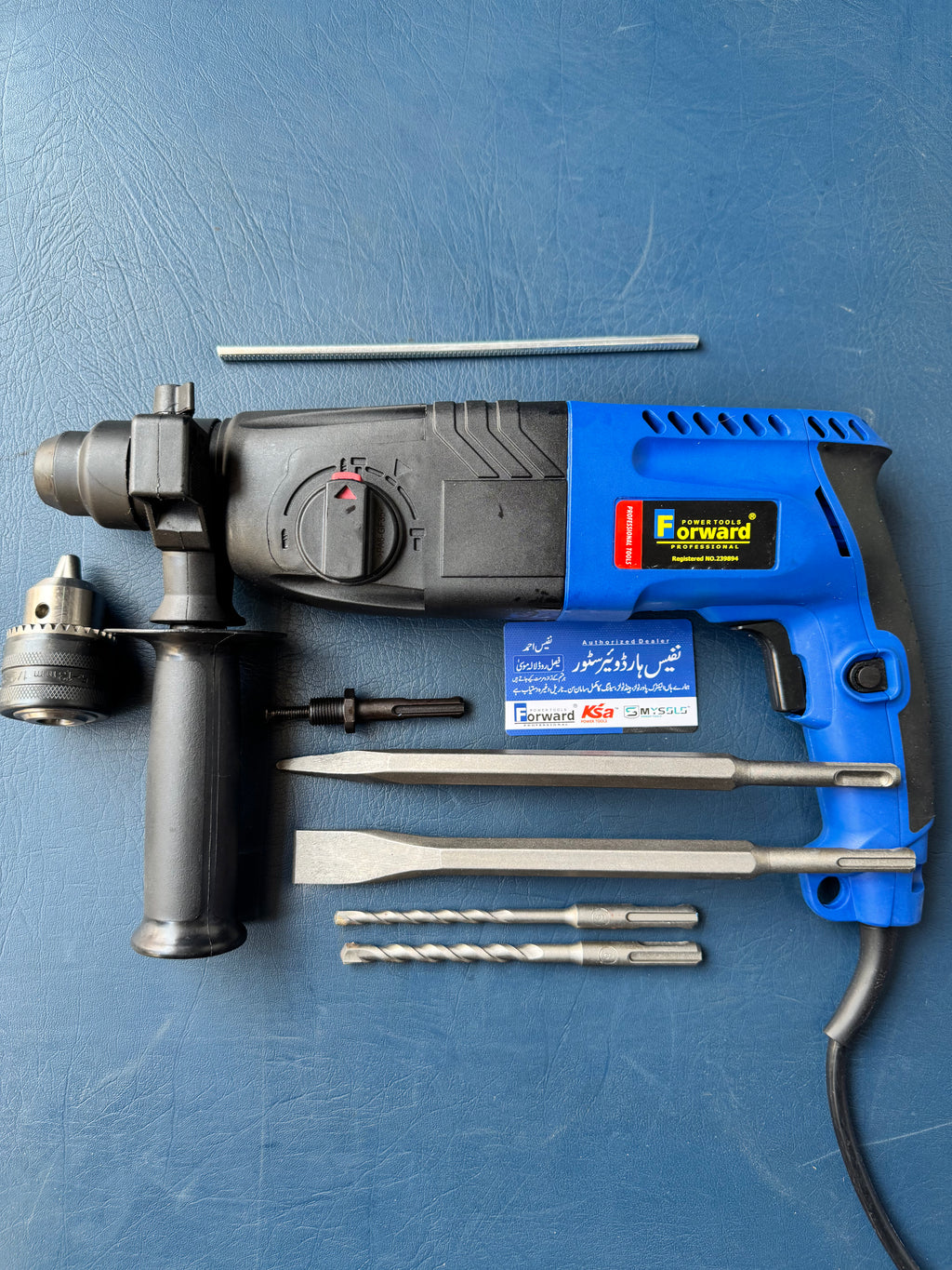 Forward 24mm Rotary Hammer 710W Powerful Drilling and Chiseling Machine