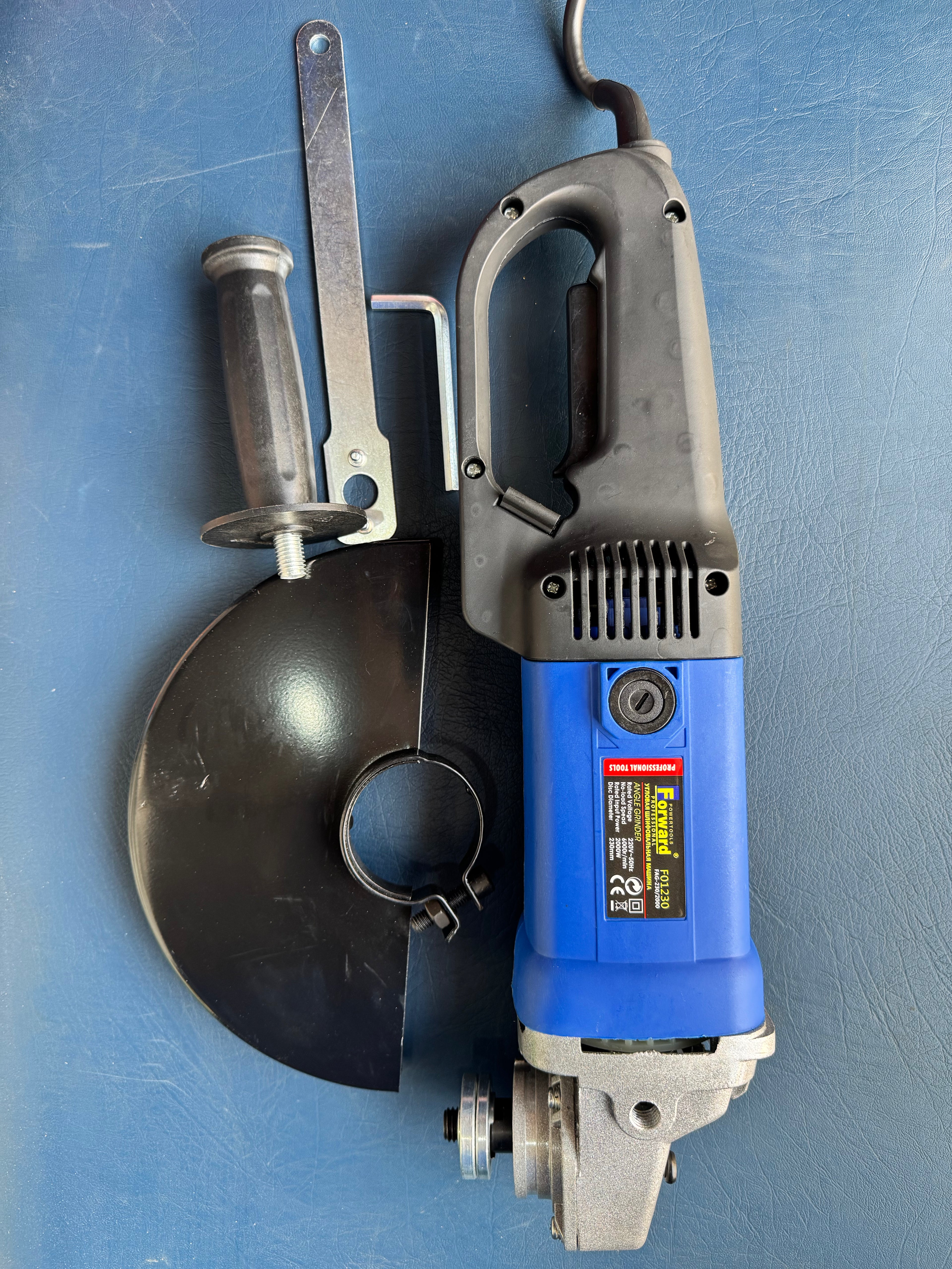 Forward 230mm Angle Grinder, Heavy Duty Large Cutting and Grinding Power